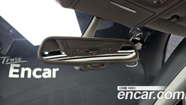Audi A4 2015 — photo 17