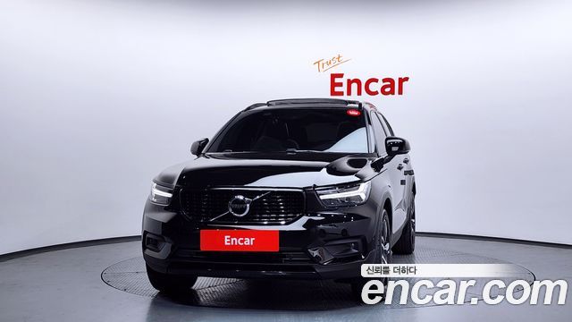 Volvo XC40 2019 — photo 3