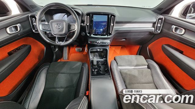 Volvo XC40 2019 — photo 7