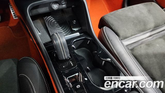 Volvo XC40 2019 — photo 9