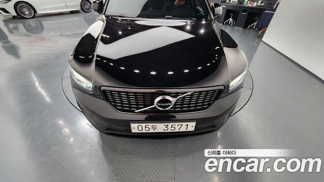Volvo XC40 2019 — photo 20