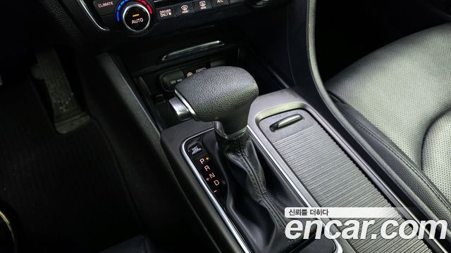 Kia K5 2016 — photo 9