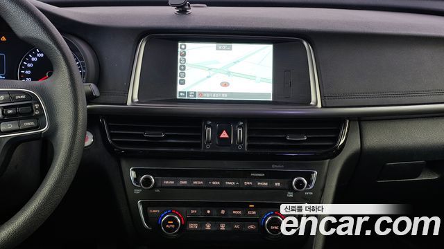 Kia K5 2016 — photo 14