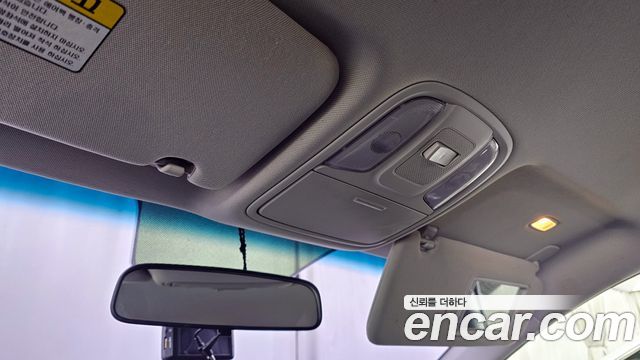 Kia K5 2016 — photo 17