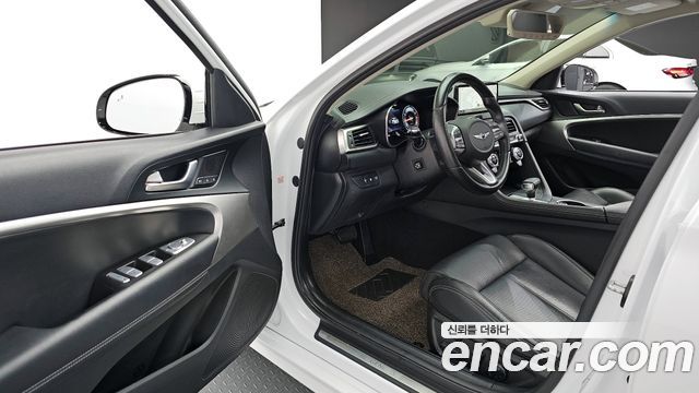 Genesis G70 2022 — photo 10