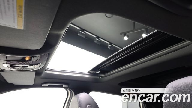 Mercedes-Benz B-Class 2018 — photo 24
