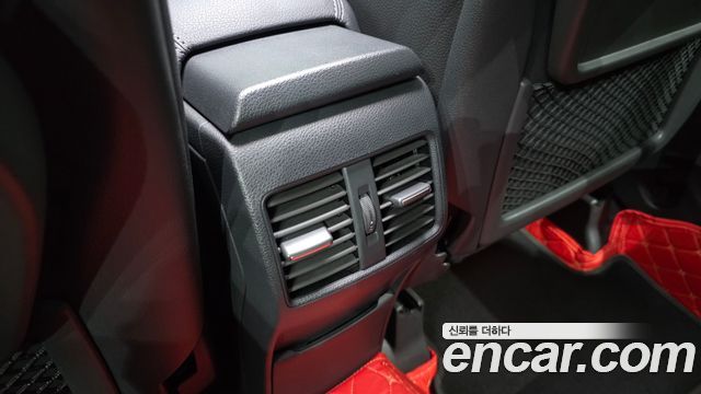 Mercedes-Benz B-Class 2018 — photo 28