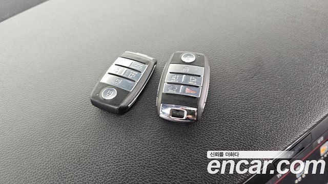 Kia Canival 2018 — photo 28