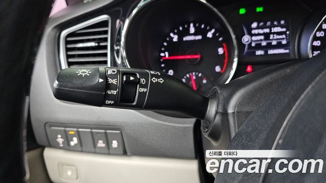 Kia Canival 2018 — photo 29