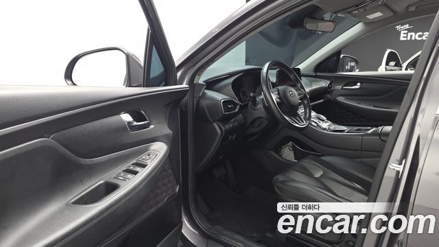 Hyundai Santafe 2022 — photo 11