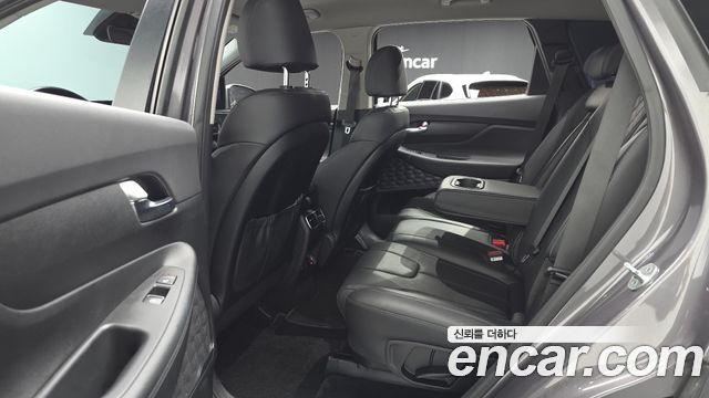 Hyundai Santafe 2022 — photo 12