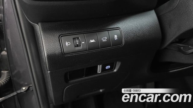 Hyundai Santafe 2022 — photo 18