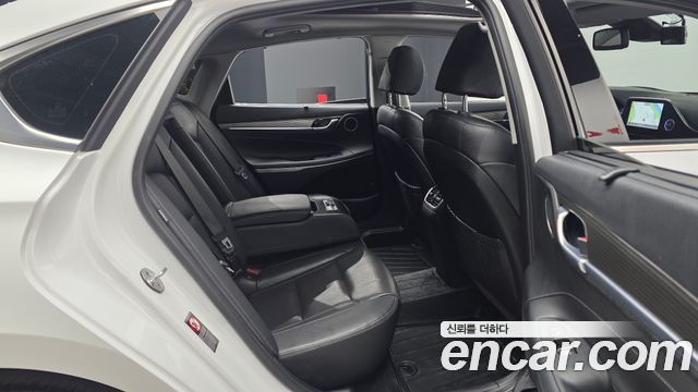Hyundai Grandeur 2018 — photo 11