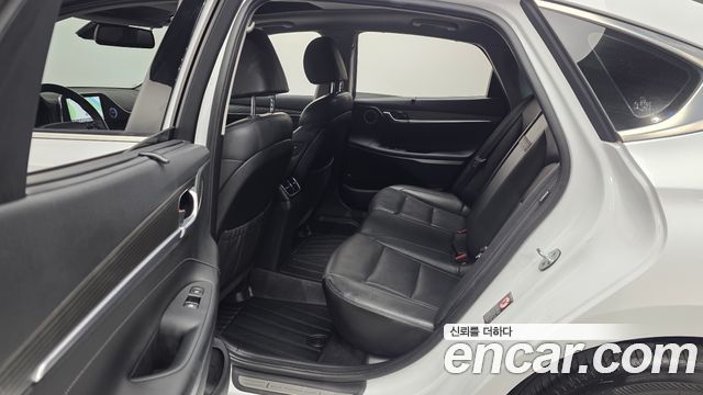 Hyundai Grandeur 2018 — photo 12