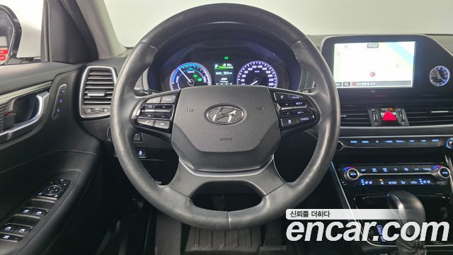 Hyundai Grandeur 2018 — photo 18