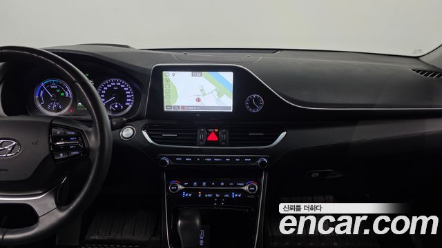 Hyundai Grandeur 2018 — photo 19