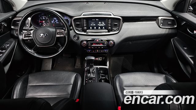Kia Sorento 2018 — photo 10