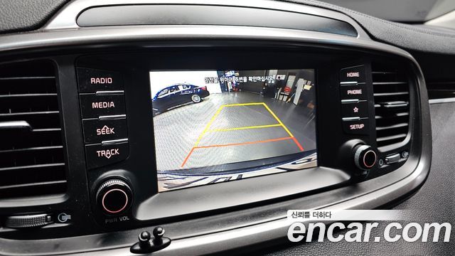 Kia Sorento 2018 — photo 21