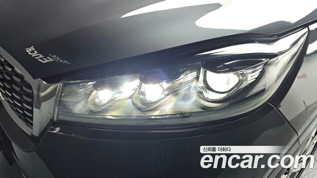 Kia Sorento 2018 — photo 8