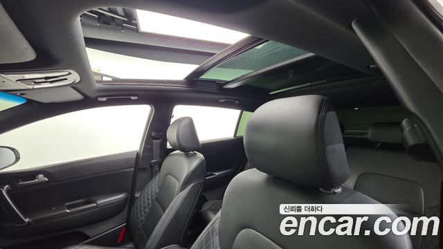 Kia Sportage 2018 — photo 23