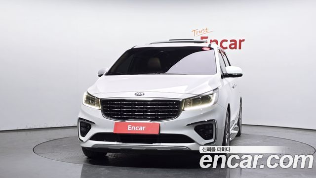 Kia Canival 2019 — photo 3