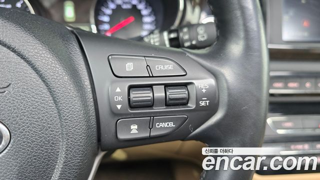 Kia Canival 2019 — photo 23