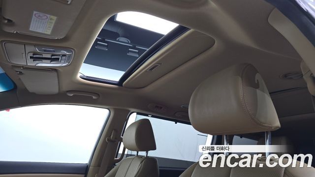 Kia Canival 2019 — photo 25