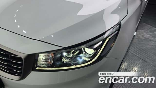 Kia Canival 2019 — photo 8