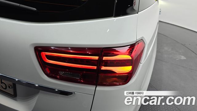 Kia Canival 2019 — photo 9