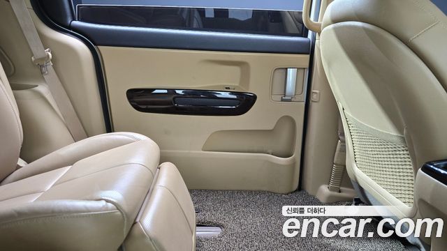 Kia Canival 2019 — photo 15