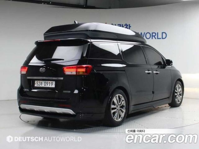 Kia Canival 2016 — photo 2