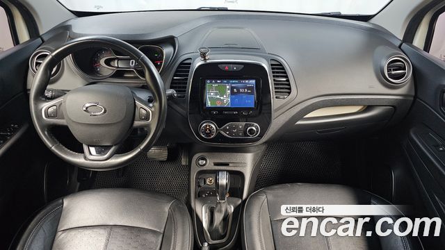 Renault Korea QM3 2018 — photo 10