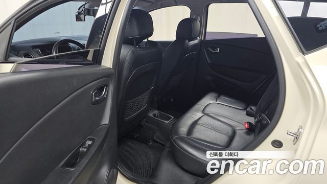 Renault Korea QM3 2018 — photo 17