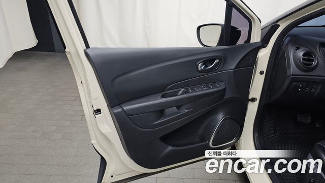 Renault Korea QM3 2018 — photo 14
