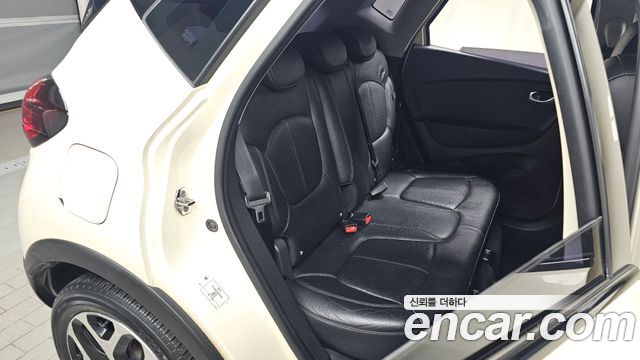 Renault Korea QM3 2018 — photo 16