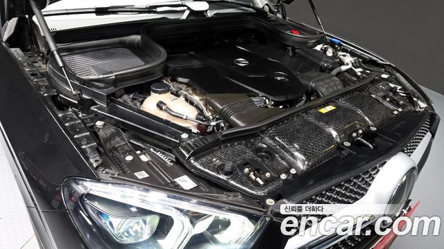 Mercedes-Benz GLE-Class 2021 — photo 6