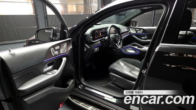 Mercedes-Benz GLE-Class 2021 — photo 13