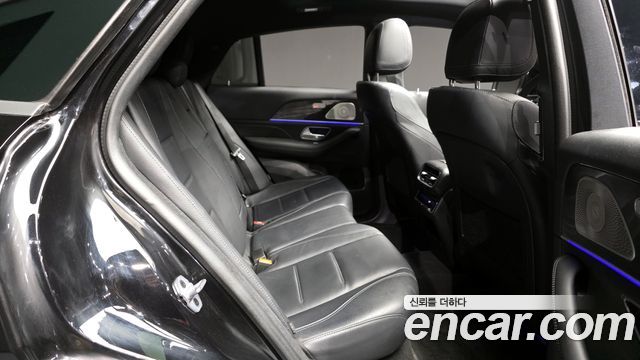 Mercedes-Benz GLE-Class 2021 — photo 18