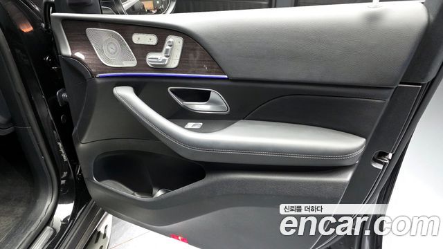 Mercedes-Benz GLE-Class 2021 — photo 14