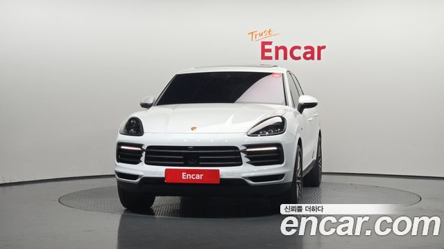 Porsche Cayenne 2023 — photo 3