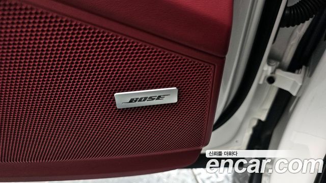 Porsche Cayenne 2023 — photo 30