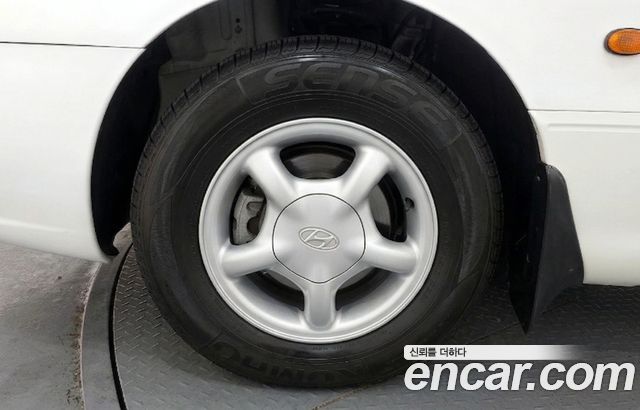 Hyundai Marcia 1996 — photo 5