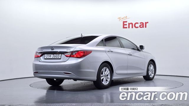 Hyundai Sonata 2013 — photo 2