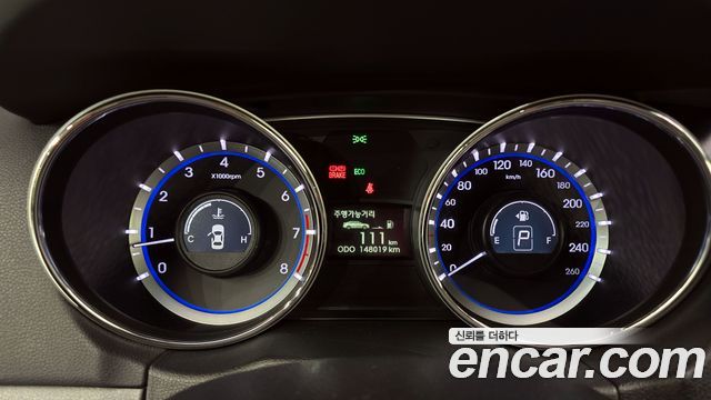 Hyundai Sonata 2013 — photo 11
