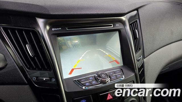 Hyundai Sonata 2013 — photo 22