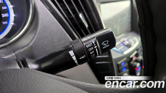 Hyundai Sonata 2013 — photo 24