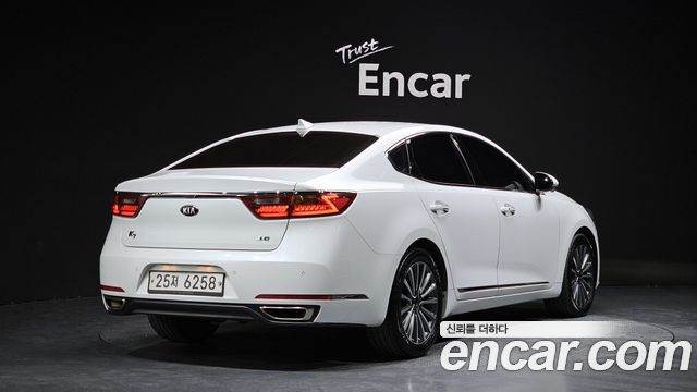 Kia K7 2018 — photo 2