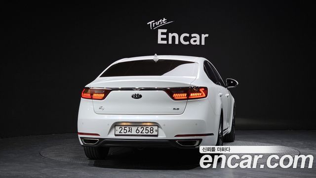 Kia K7 2018 — photo 4