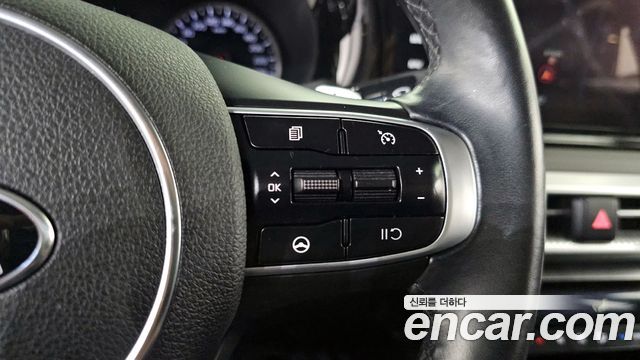 Kia K5 2021 — photo 24