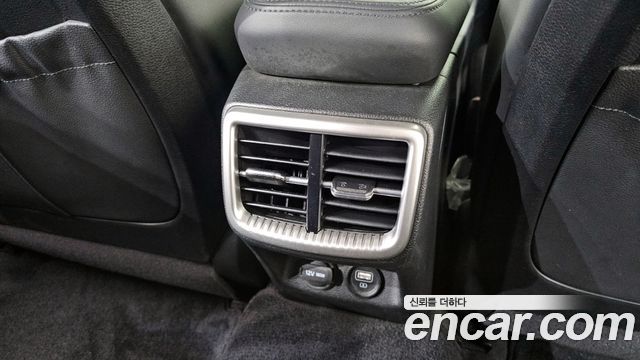 Kia K5 2021 — photo 25